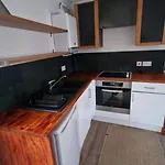 1 Bedroom-1 Bathroom-Walkinshower-Terrace