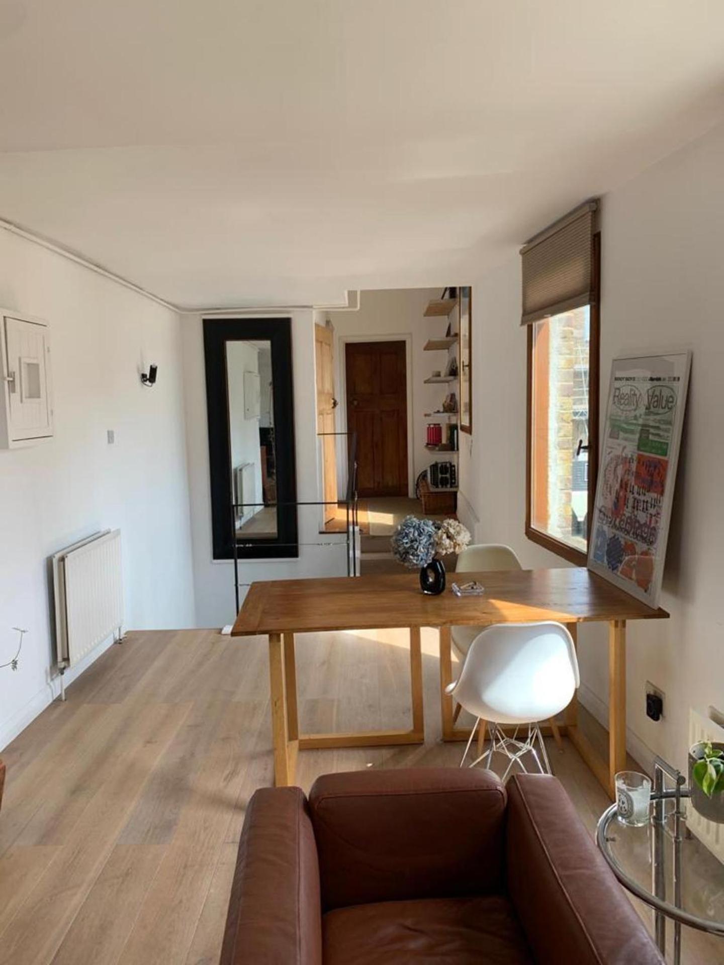 Apartment 1 Bedroom-1 Bathroom-walkinshower-terrace London
